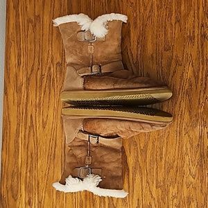 COPY - Women's faux suede boot size 8